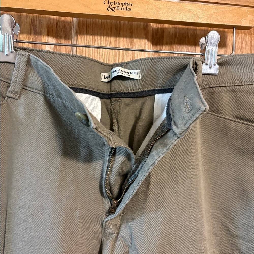 Lee Relaxed Straight Leg Waist Mid-Rise Pants Olive Chino Women’s 14 M 14M - Picture 5 of 7
